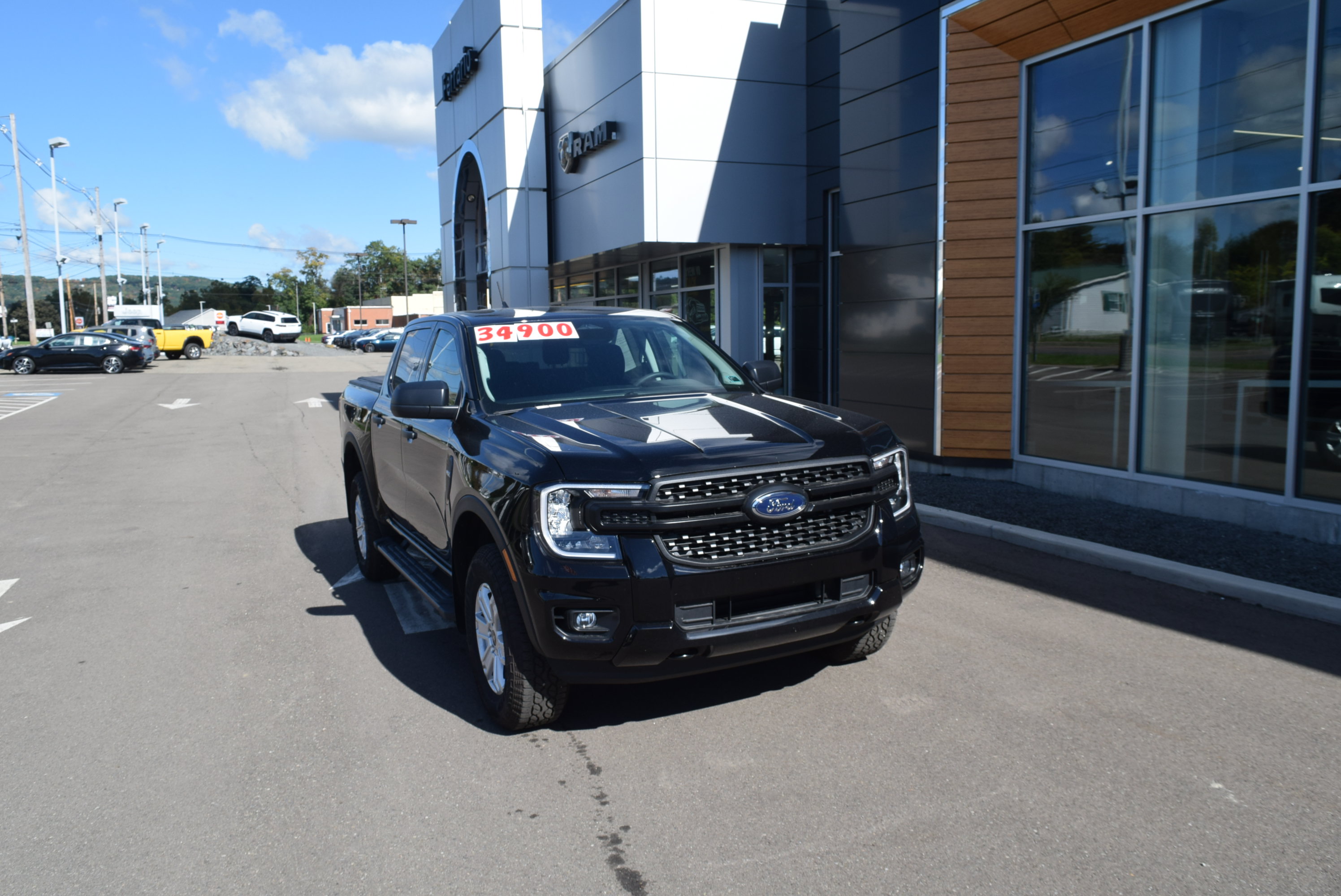 Used 2026 Ford Ranger XL w/ Trailer Tow Package AWD/4WD image 2