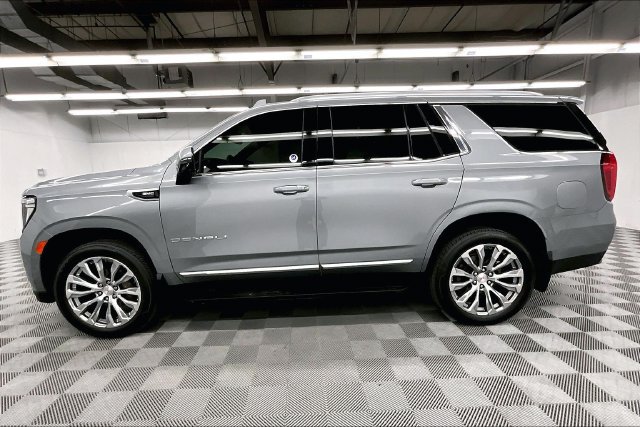 Used 2023 GMC Yukon Denali w/ Max Trailering Package AWD/4WD image 14
