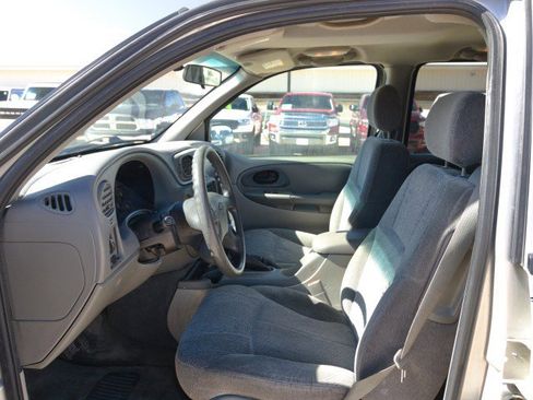 Used 2004 Chevrolet TrailBlazer LS w/ LS Preferred Equipment Group image 14