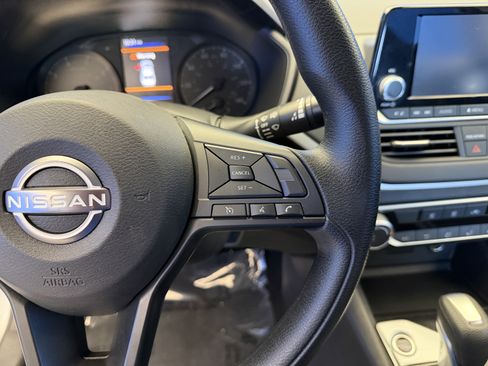 Used 2023 Nissan Altima 2.5 S FWD image 15