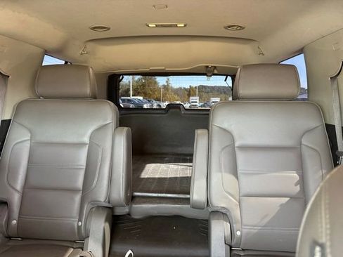Used 2016 GMC Yukon Denali w/ Open Road Package AWD/4WD image 16