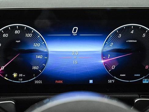 New 2026 Mercedes-Benz GLB 250 4MATIC image 11