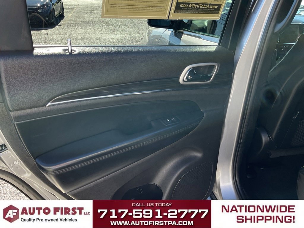 Used 2019 Jeep Grand Cherokee Limited w/ Luxury Group II AWD/4WD image 9