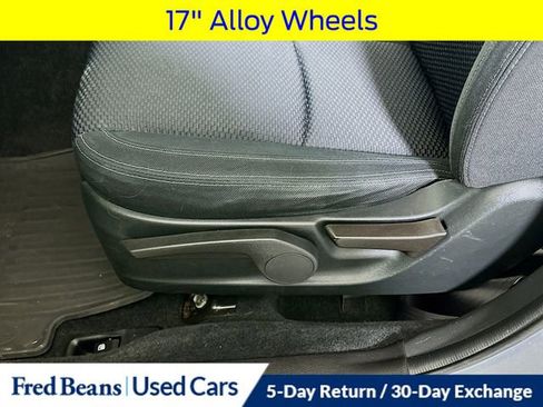 Used 2015 Subaru Forester 2.5i w/ Alloy Wheel Package image 21