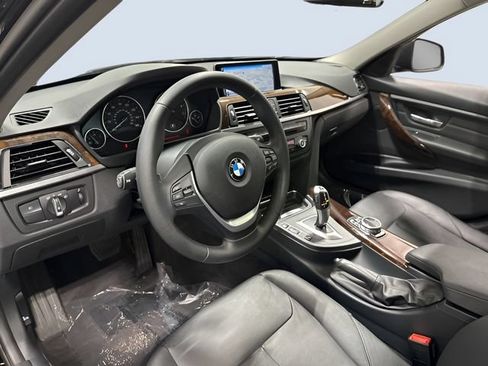 Used 2014 BMW 335i xDrive Sedan AWD/4WD image 11