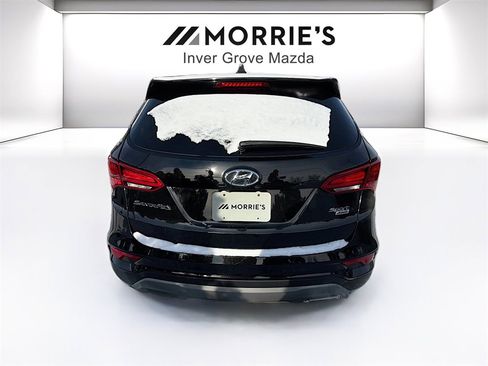 Used 2017 Hyundai Santa Fe Sport image 6