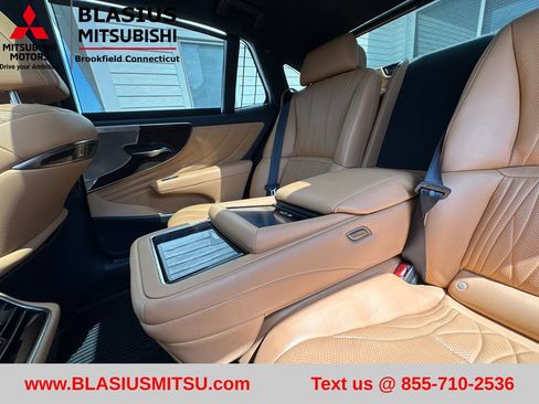 Used 2023 Lexus LS 500 AWD w/ Luxury Package image 40