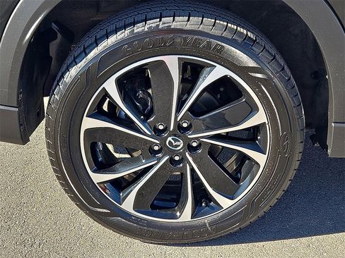 Used 2022 MAZDA CX-5 AWD 2.5 S w/ Premium Package image 7
