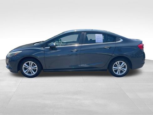 Used 2018 Chevrolet Cruze LT w/ LT Fleet Convenience Package FWD image 5
