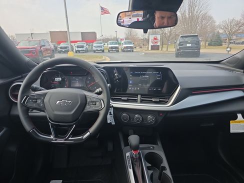 New 2026 Chevrolet Trax RS w/ Sunroof Package FWD image 14