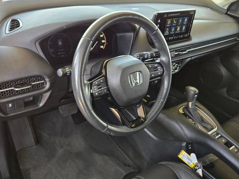 Used 2024 Honda HR-V EX-L image 9