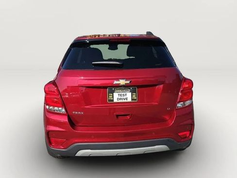 Used 2018 Chevrolet Trax LT w/ Driver Confidence Package image 8