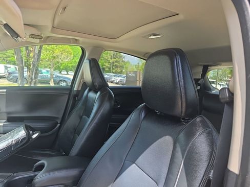 Used 2020 Honda HR-V EX-L image 2