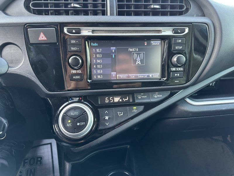 Used 2017 Toyota Prius C Two FWD image 21