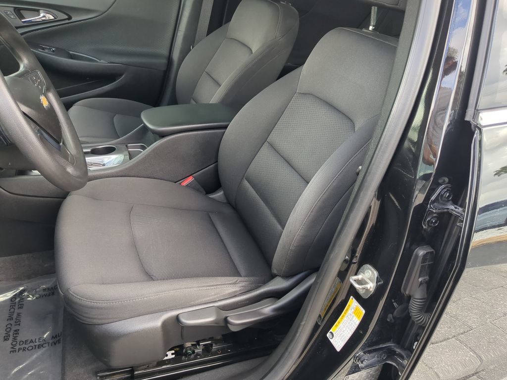 Used 2018 Chevrolet Malibu LS FWD image 17