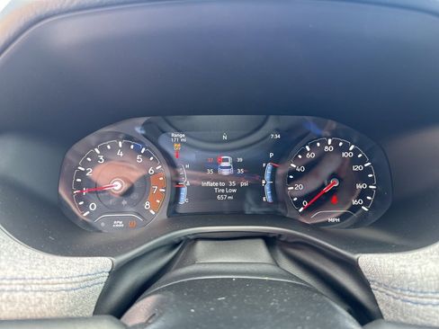 Used 2023 Jeep Compass Latitude w/ Convenience Group image 36