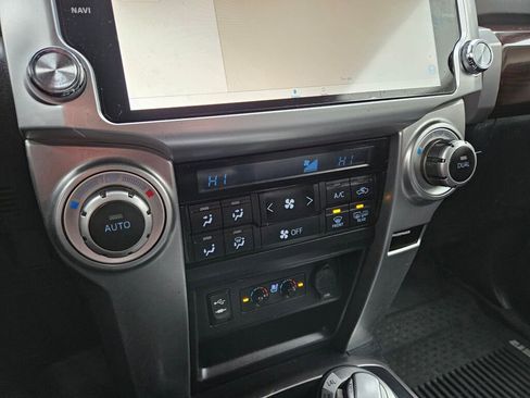 Used 2015 Toyota 4Runner Limited image 5