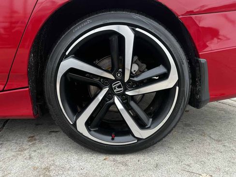 Used 2019 Honda Accord Sport image 8