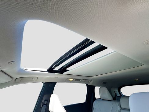 Certified 2026 INFINITI QX60 Luxe w/ Cargo Package FWD image 24