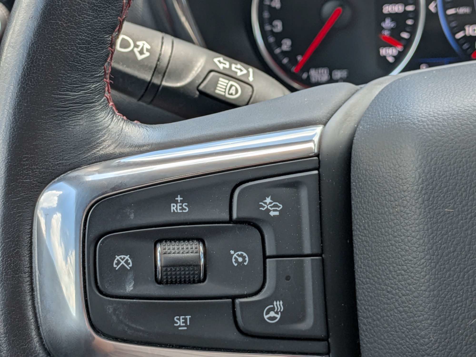 Used 2020 Chevrolet Blazer RS FWD image 25