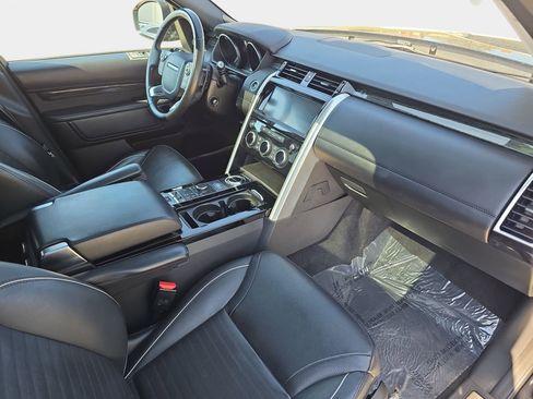 Used 2017 Land Rover Discovery HSE Luxury image 10
