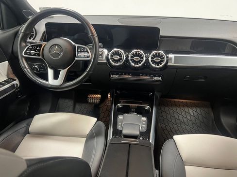 Used 2021 Mercedes-Benz GLB 250 4MATIC image 29