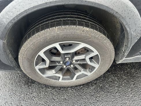 Used 2016 Subaru Crosstrek 2.0i Premium image 12