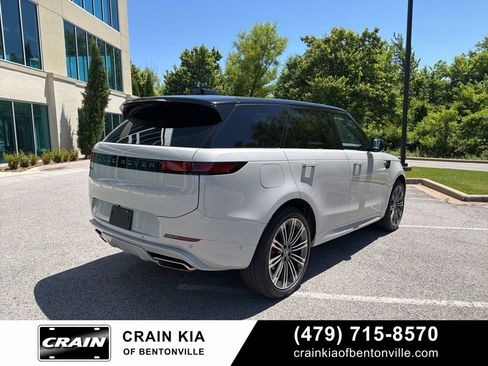 Used 2025 Land Rover Range Rover Sport Dynamic SE AWD/4WD image 5