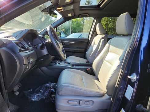 Certified 2023 Honda Passport EX-L image 13
