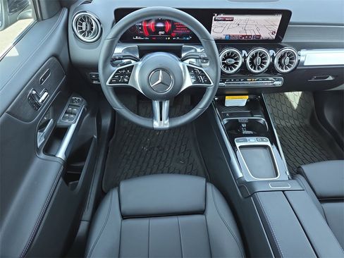 Certified 2026 Mercedes-Benz GLB 250 4MATIC image 16