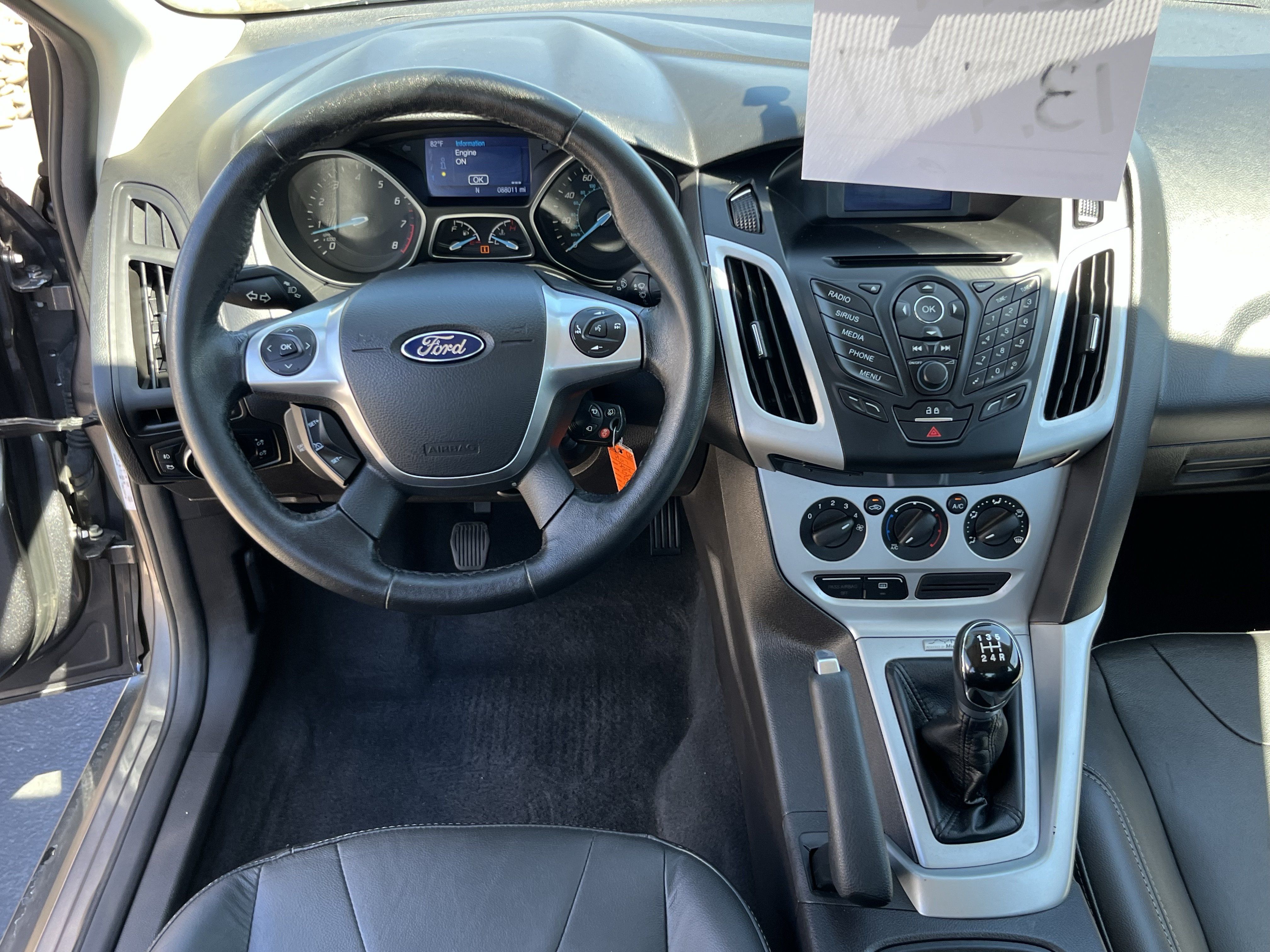 Used 2014 Ford Focus SE w/ Equipment Group 201A FWD image 9