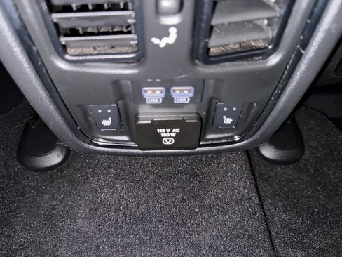 Used 2020 Jeep Grand Cherokee Overland image 39