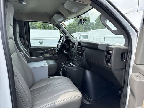 New 2025 Chevrolet Express 2500 w/ Driver Convenience Package image 20