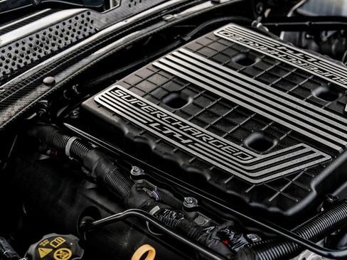 Used 2019 Chevrolet Camaro ZL1 RWD image 55
