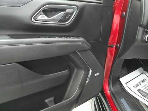 Used 2021 GMC Yukon SLT w/ SLT Luxury Package image 14