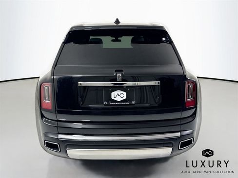 Used 2019 Rolls-Royce Cullinan image 8