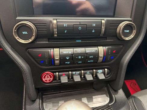 Used 2019 Ford Mustang Shelby GT350 w/ Technology Package RWD image 12