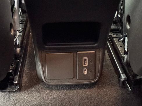 Used 2023 Buick Encore GX Select w/ Safety Package II FWD image 35