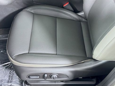 New 2026 Chevrolet Trax ACTIV w/ Sunroof Package image 22