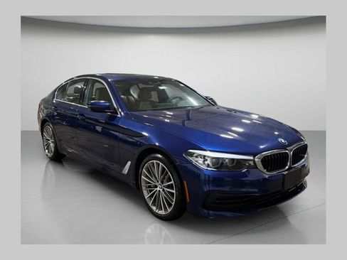 Used 2019 BMW 530i xDrive AWD/4WD image 1
