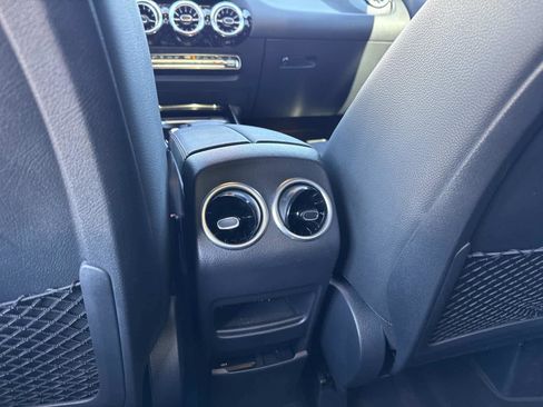 Used 2022 Mercedes-Benz GLA 250 image 16