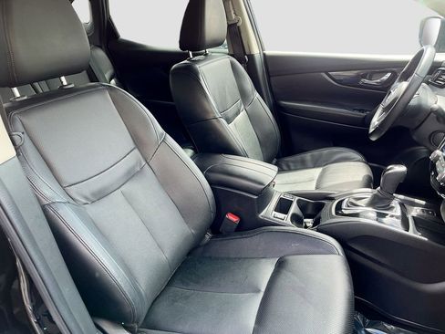 Used 2022 Nissan Rogue Sport SL AWD/4WD image 28