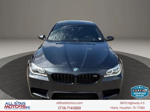 Used 2015 BMW M5 RWD image 2