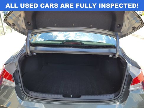 Used 2025 Hyundai Elantra Sport FWD image 13