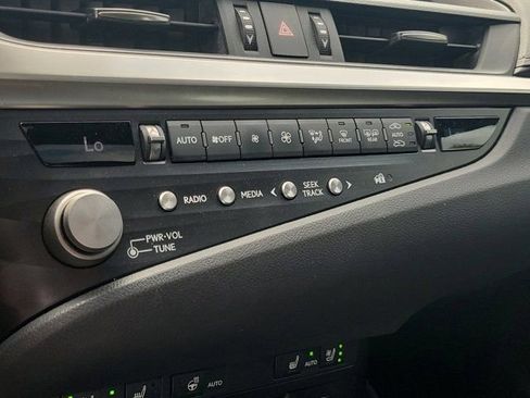 Used 2021 Lexus ES 350 F Sport w/ Accessory Package image 32