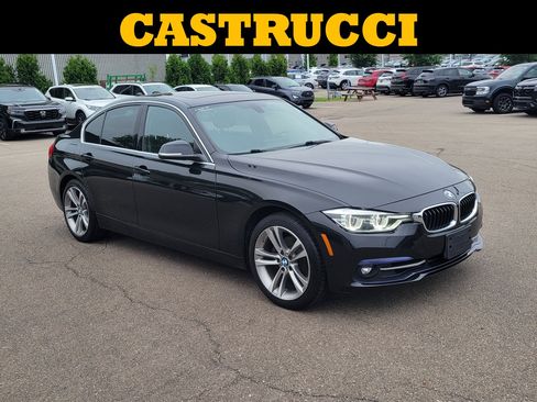Used 2018 BMW 330i xDrive Sedan AWD/4WD image 1