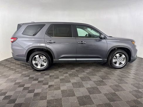 Certified 2025 Honda Pilot EX-L image 6