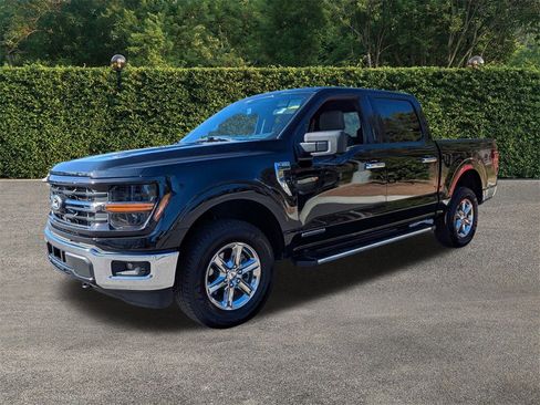 Used 2024 Ford F150 XLT w/ Mobile Office Package image 8