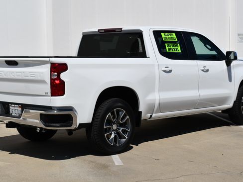 Used 2023 Chevrolet Silverado 1500 LT w/ Protection Package RWD image 8