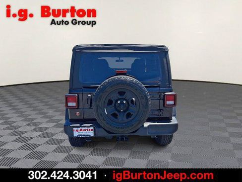 Certified 2022 Jeep Wrangler Unlimited Sport AWD/4WD image 5